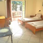 House Letta Very Quiet Location Agios Gordios Auf Korfu Апартаменты